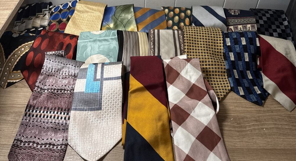 Vintage Designer Silk Men’s Tie Lot Of 21 Geometric, Stripes, Pattern Italy